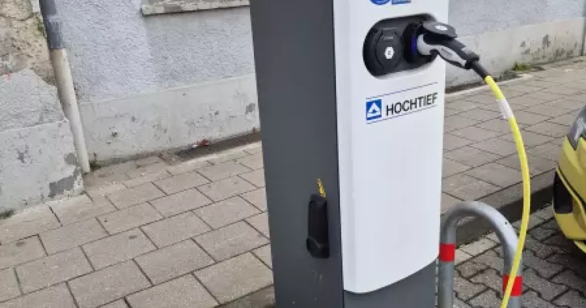 Ladestation HOCHTIEF in Mönchengladbach rund um die Uhr