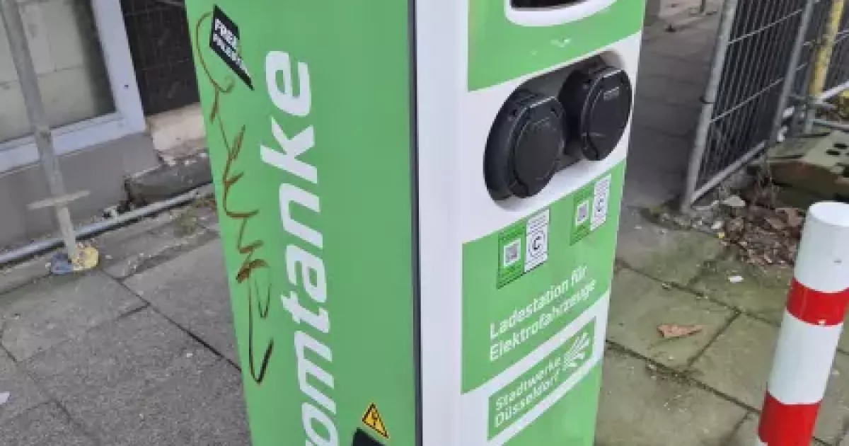Düsseldorf Ladestation: Stadtwerke an der Kronprinzenstraße