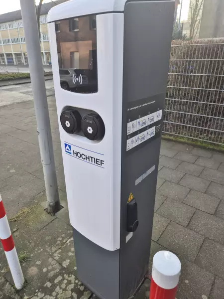 Ladestation HOCHTIEF - Zingsheimer Straße 40, Mönchengladbach