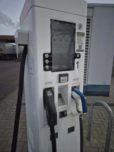 Ladesäule ENERCON - Glindenberger Weg, Magdeburg