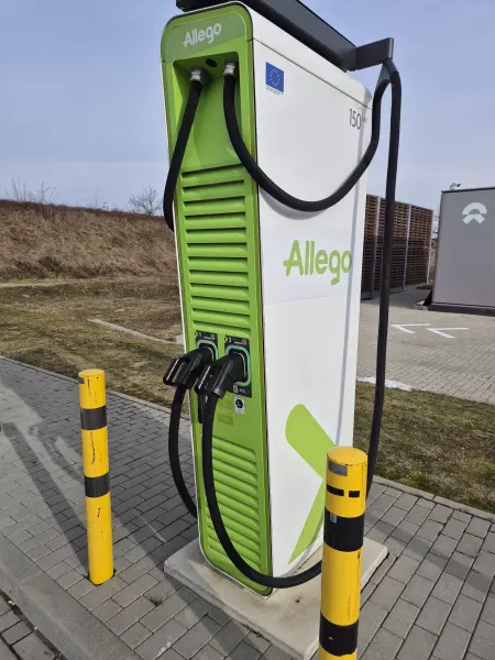 Ladestation Allego - Berliner Heerstraße, Wendhausen (2)