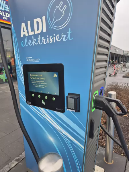Ladestation Aldi - Moselstraße, Neuss