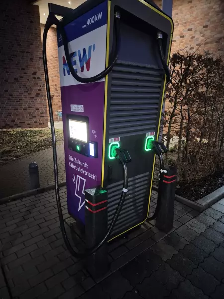 Ladestation NEW - Viersener Straße, Mönchengladbach (2)