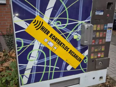 Zigarettenautomat / Tabakautomat (tobaccoland) - Oberheydener Straße 3, Mönchengladbach