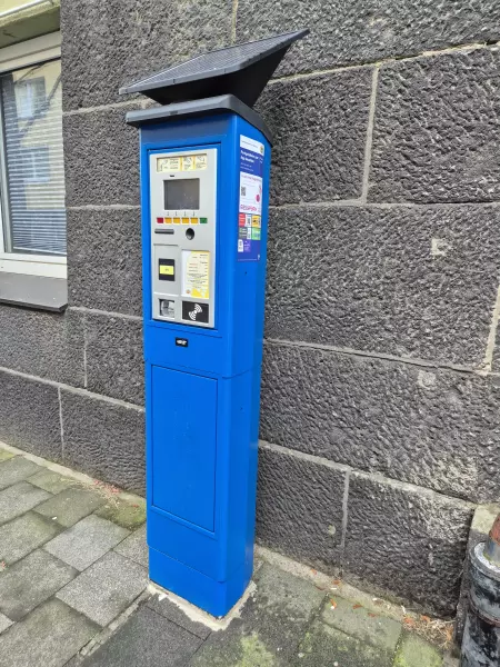 Parkautomat - Tückingstraße 13, Neuss
